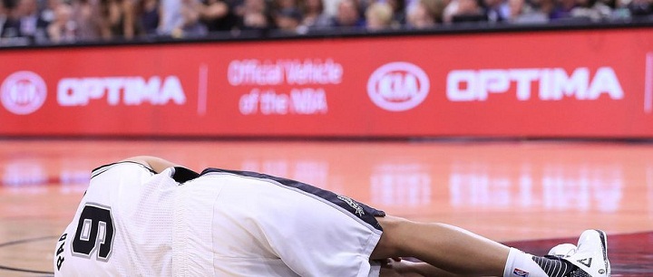 http://www.lexpress.fr/actualite/sport/nba-blesse-au-genou-tony-parker-dit-adieu-a-la-fin-de-saison_1905330.html