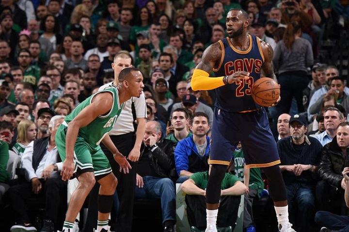 http://bleacherreport.com/articles/2702078-lebron-james-leads-cavaliers-to-dominant-114-91-win-vs-celtics