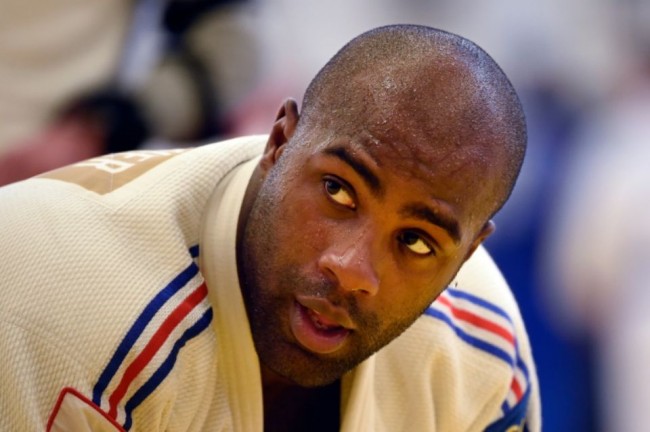 Forfait au tournoi de Paris, Teddy Riner va se faire opérer de l'épaule gauche !