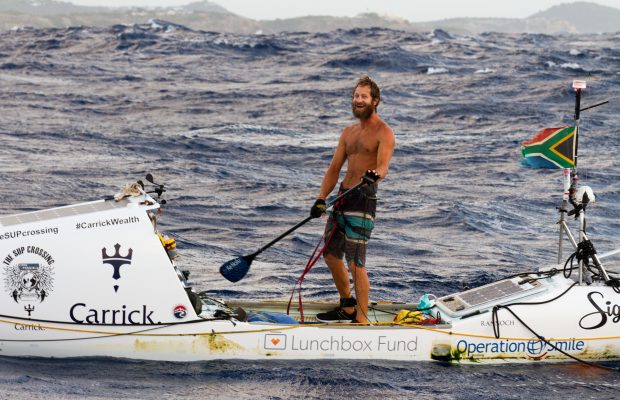 Chris Bertish, le premier homme à traverser l'Atlantique en paddle!