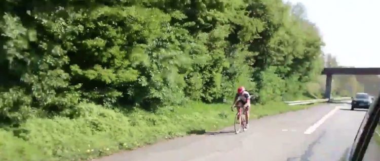 Un « raccourci » par l’autoroute lors du Paris-Roubaix