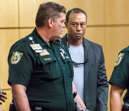 L’ancien golfeur Tiger Woods échappe de peu à la prison