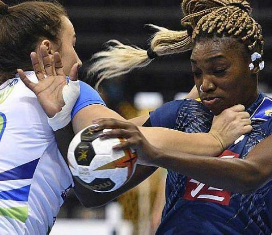 Mondial 2017 : Les Bleues battent les Angolaises (26-19)