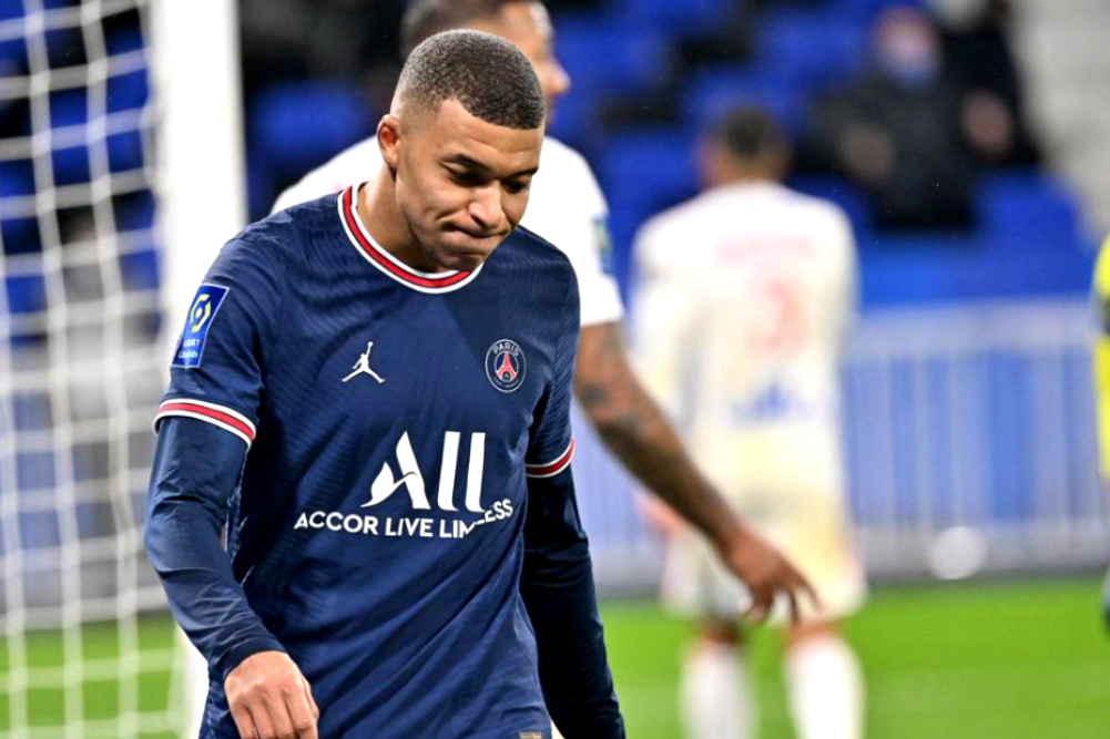 PSG : Mbappé blessé aux adducteurs