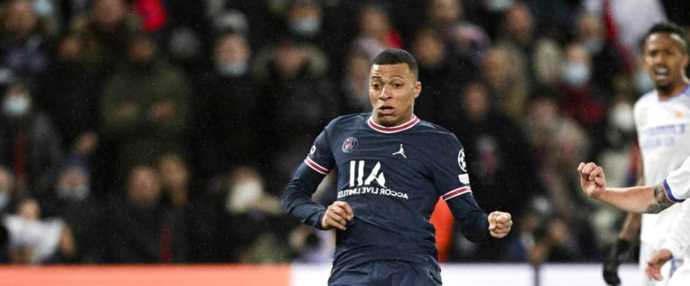 PSG : Macron aurait conseillé à Mbappé de rester au club