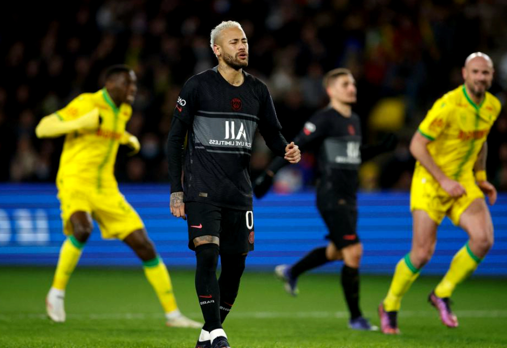 Ligue 1 : le PSG tombe à Nantes !