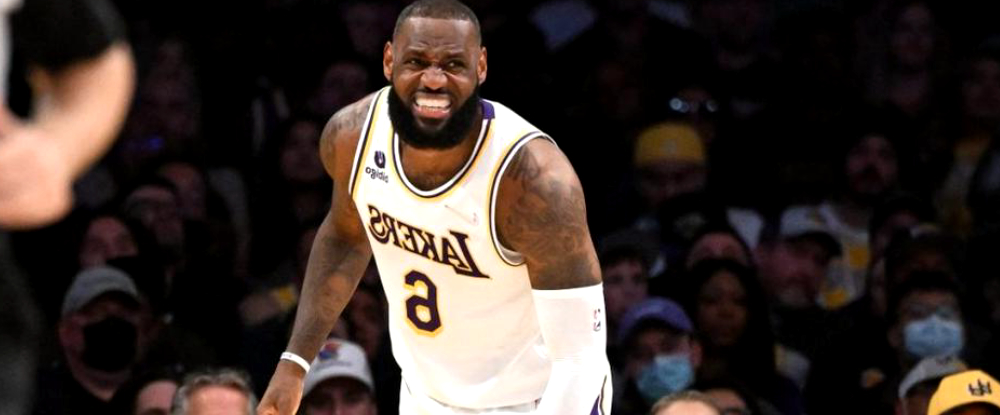 NBA : LeBron James et les Lakers "sans réponse" ?