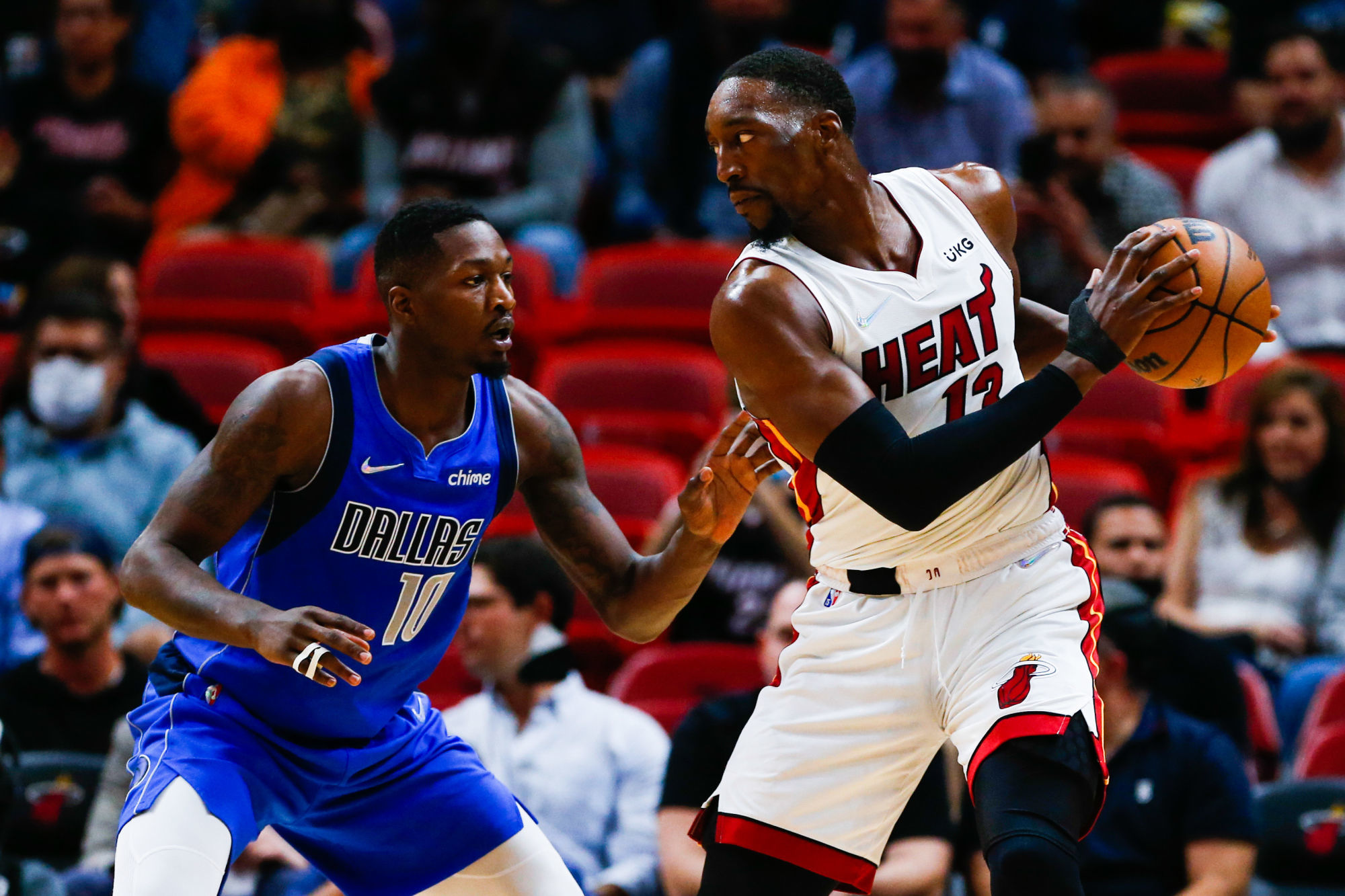 NBA : Adebayo et le Heat jouent un tour aux Nets, les Clippers s'imposent dans le derby un énorme Reggie Jackson