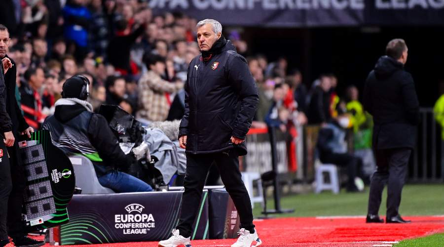 La pique de Genesio contre l'arbitre