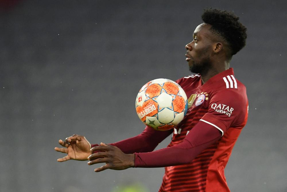 Alphonso Davies, guéri du Covid, n'a "plus de problèmes cardiaques".