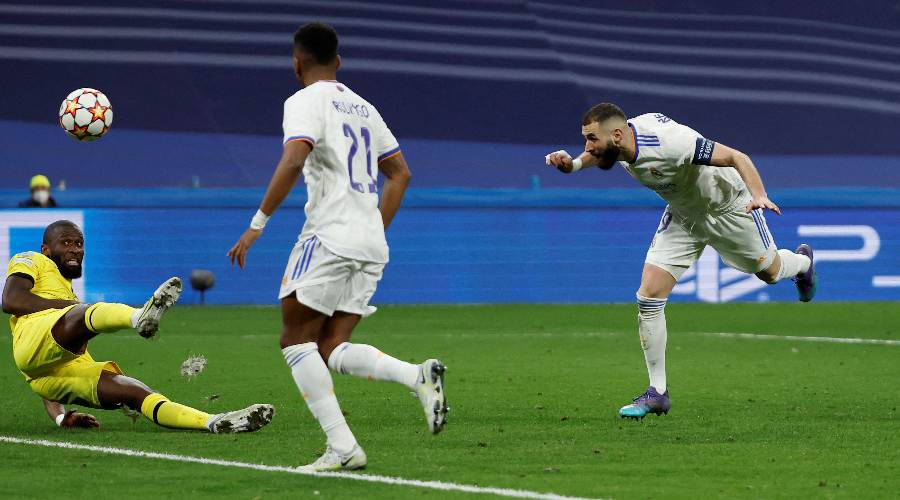Henry bluffé par Benzema