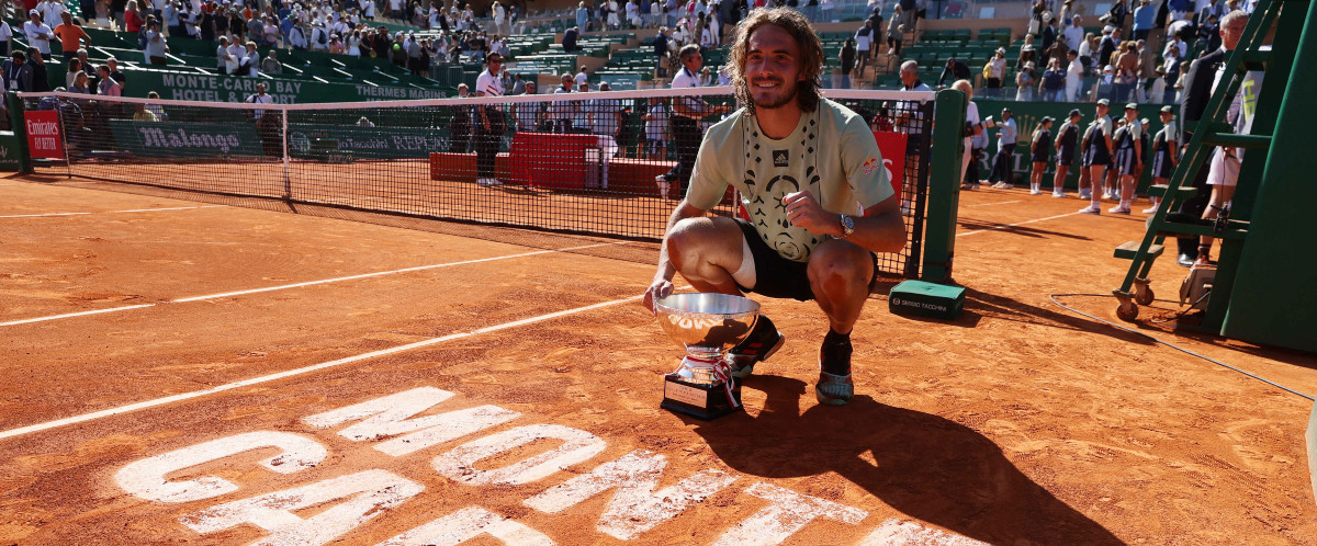 Tsitsipas se rapproche de Nadal