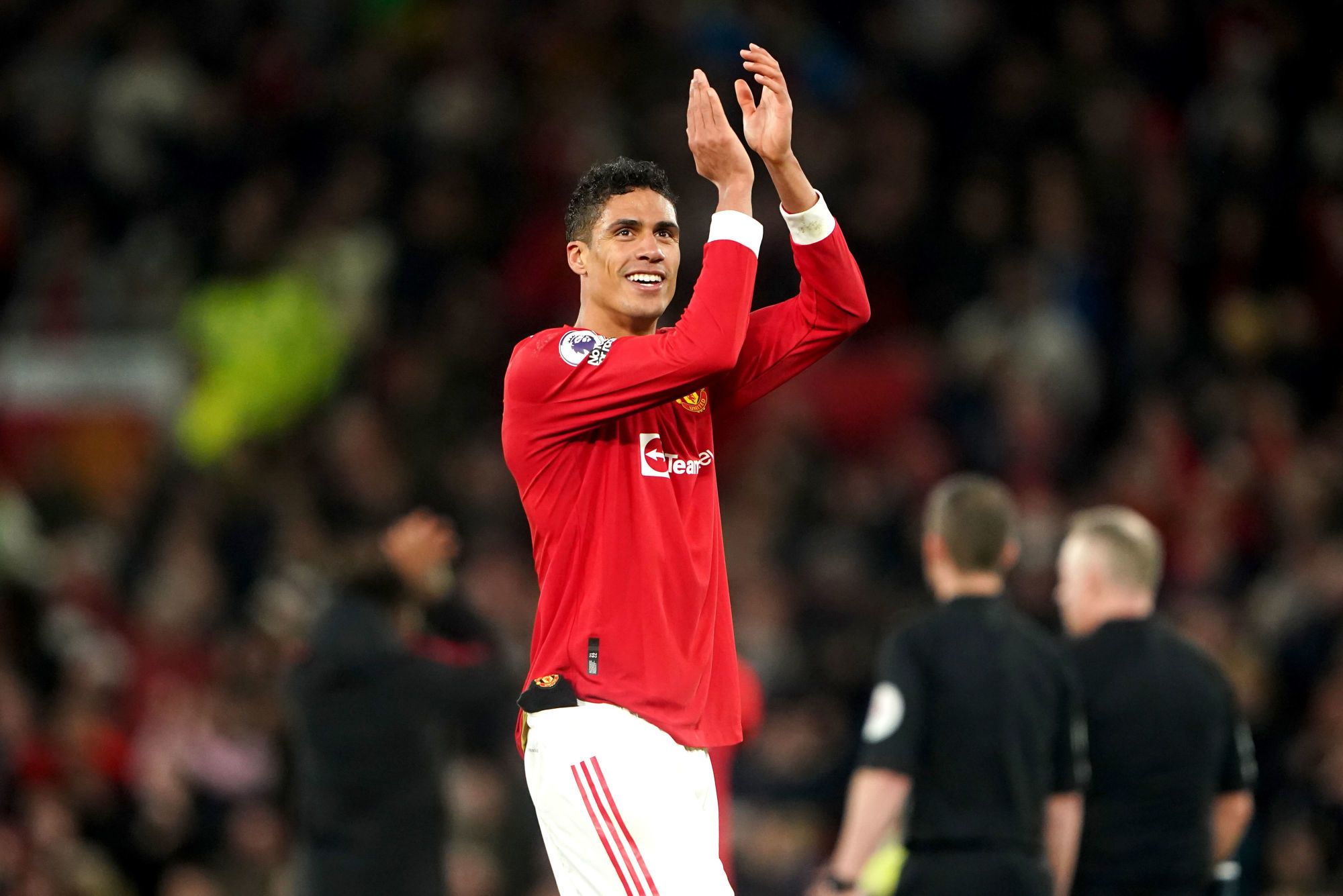 Manchester United - Chelsea : les compositions officielles avec Varane et Kanté dans le onze de départ