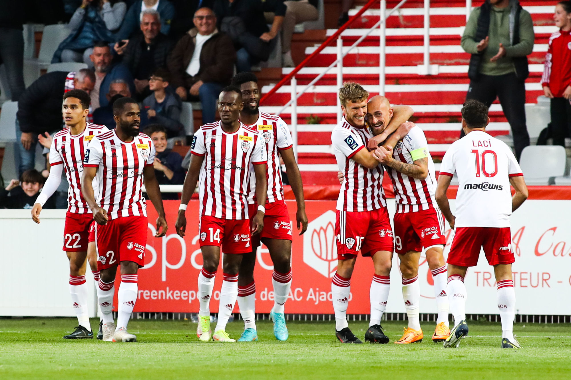 Multiplex Ligue 2 : 8 matchs à suivre en direct