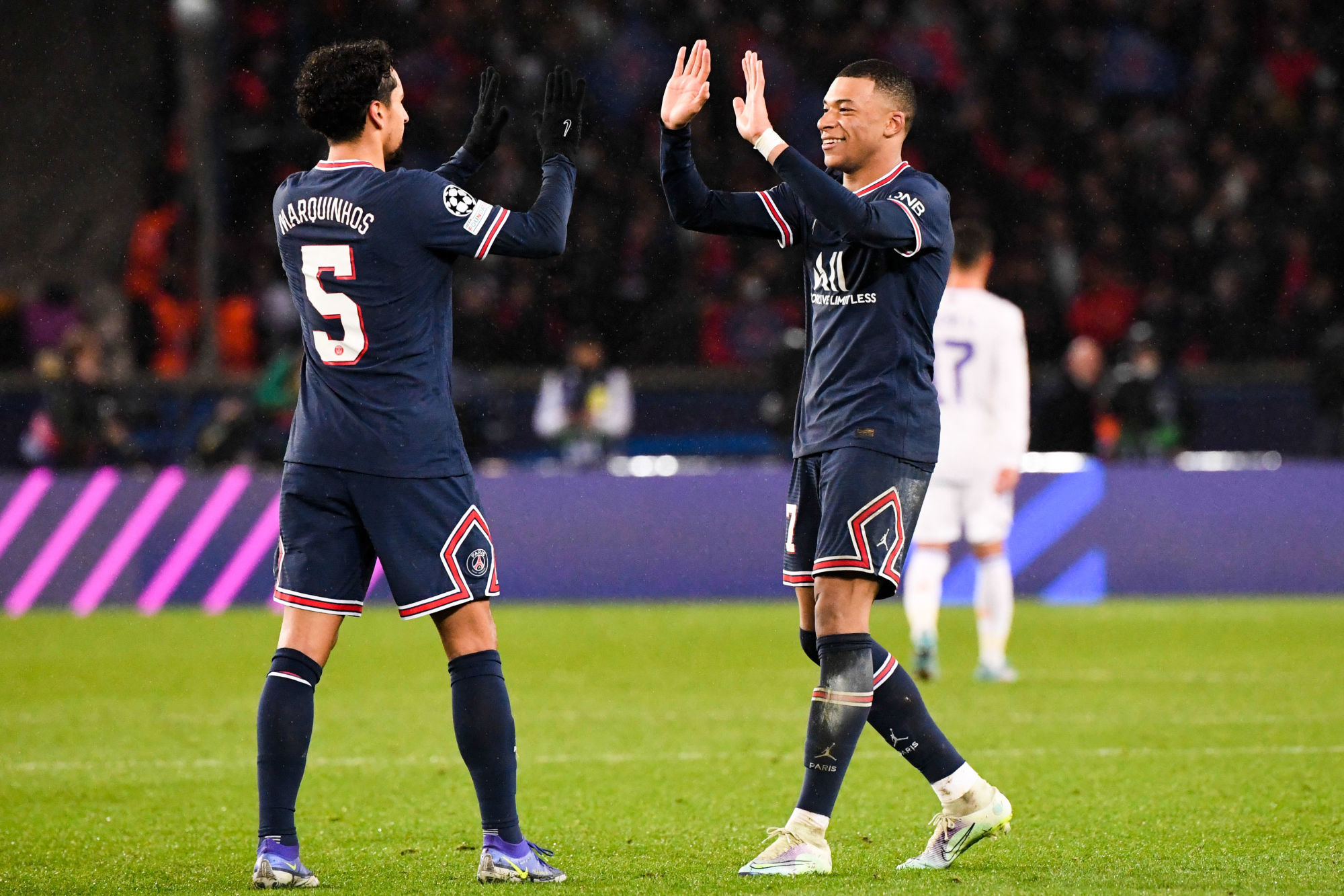 PSG : Marquinhos entraîne Mbappé avec lui
