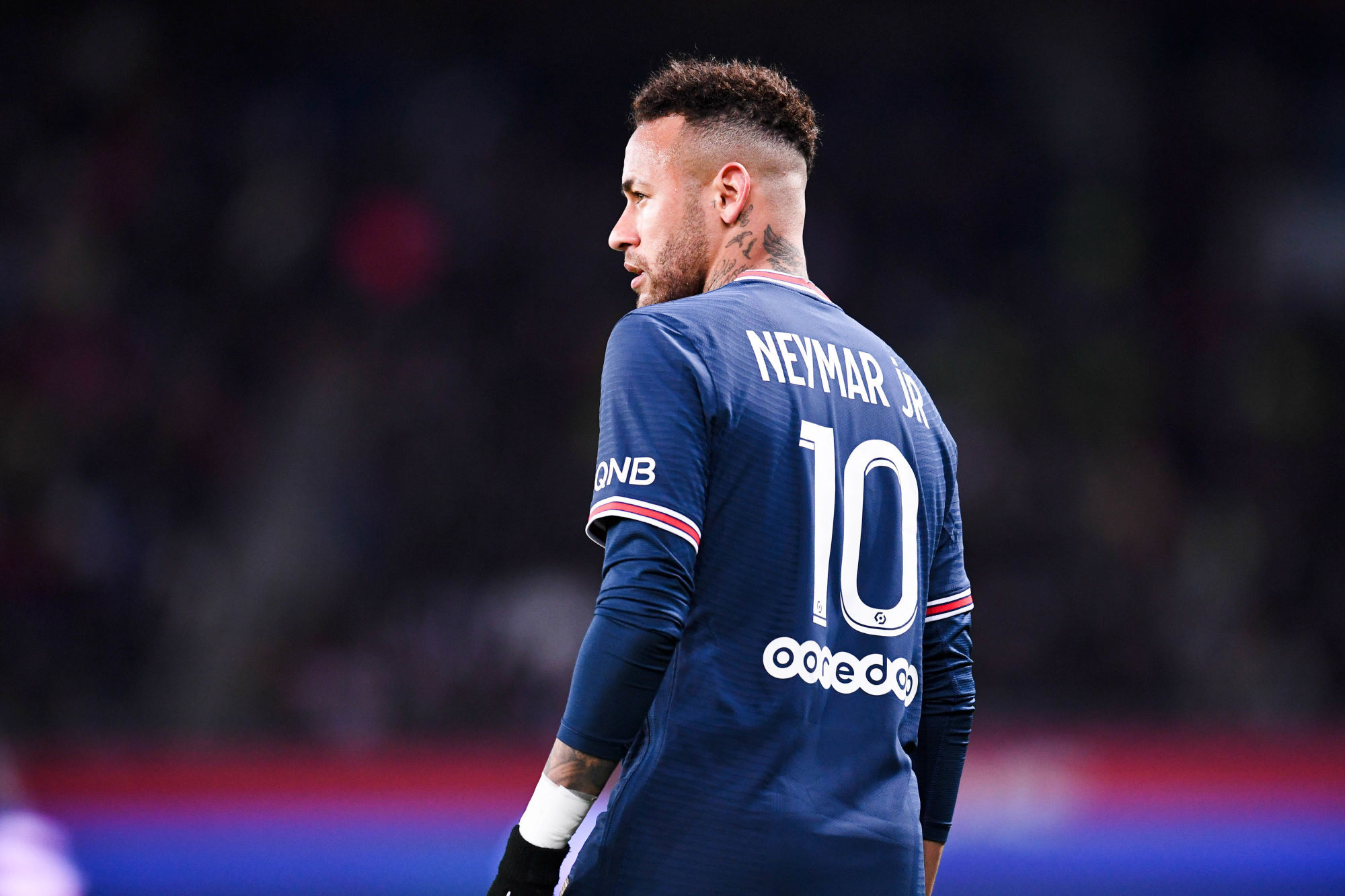 Neymar est "un mercenaire" qui prend Nasser Al-Khelaïfi pour "un pigeon