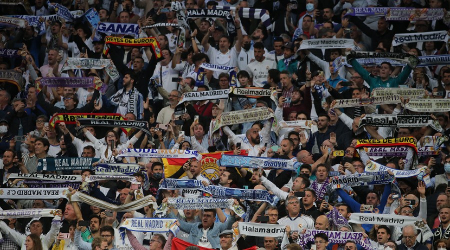 Jusqu'où les fans iraient-ils pour assister à un match ?