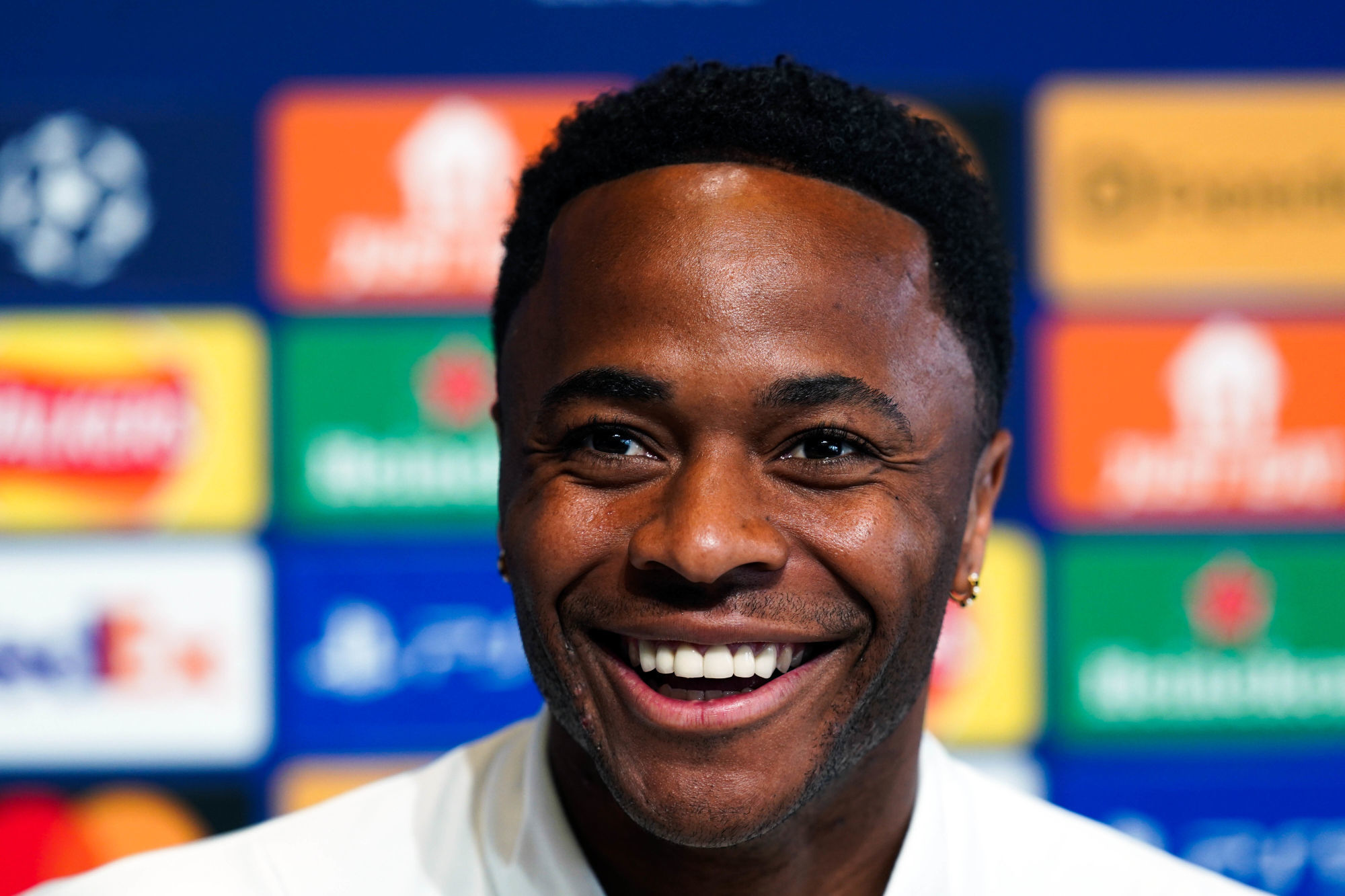 Manchester City : Raheem Sterling transféré de l'équipe de Barcelone à l'équipe d'Arsenal !