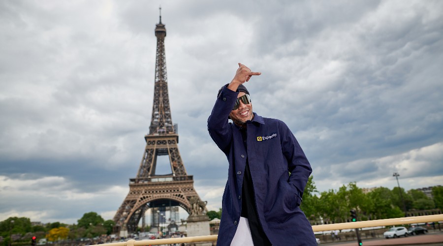 Ronaldinho voit grand pour le PSG