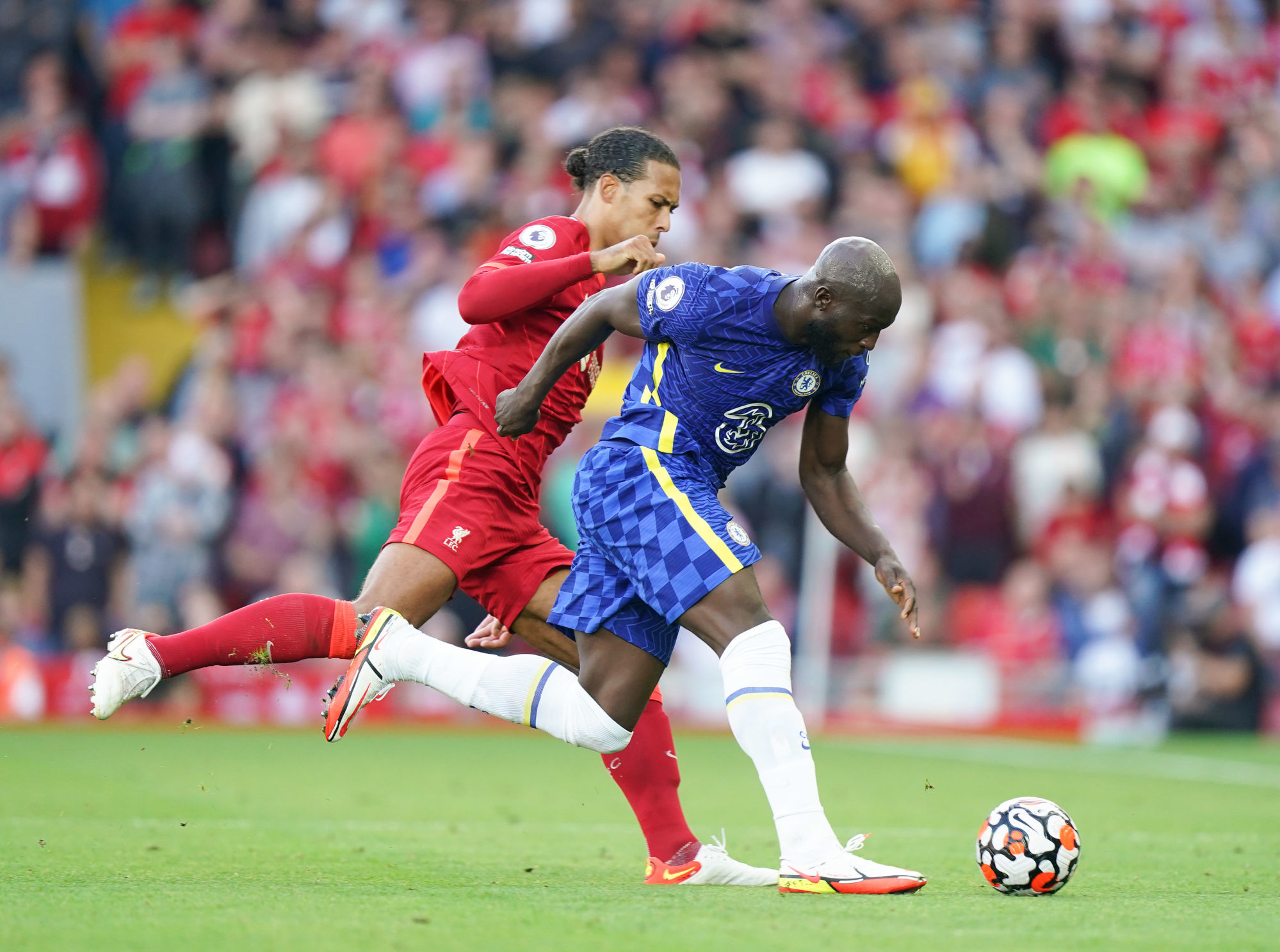 Chelsea - Liverpool : les compositions probables avec Salah et Lukaku