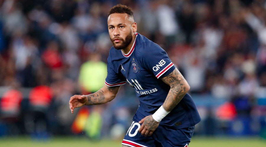 Neymar, les jambes coupées