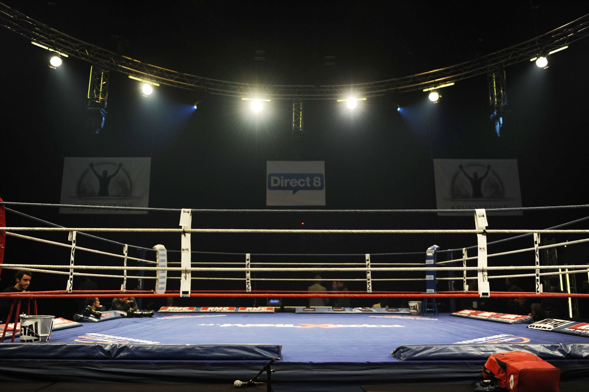 Boxe : Haney craque Kambosos et devient champion des poids légers