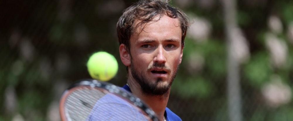 Wimbledon : Medvedev ne ferme pas la porte à une participation en cas de nécessité