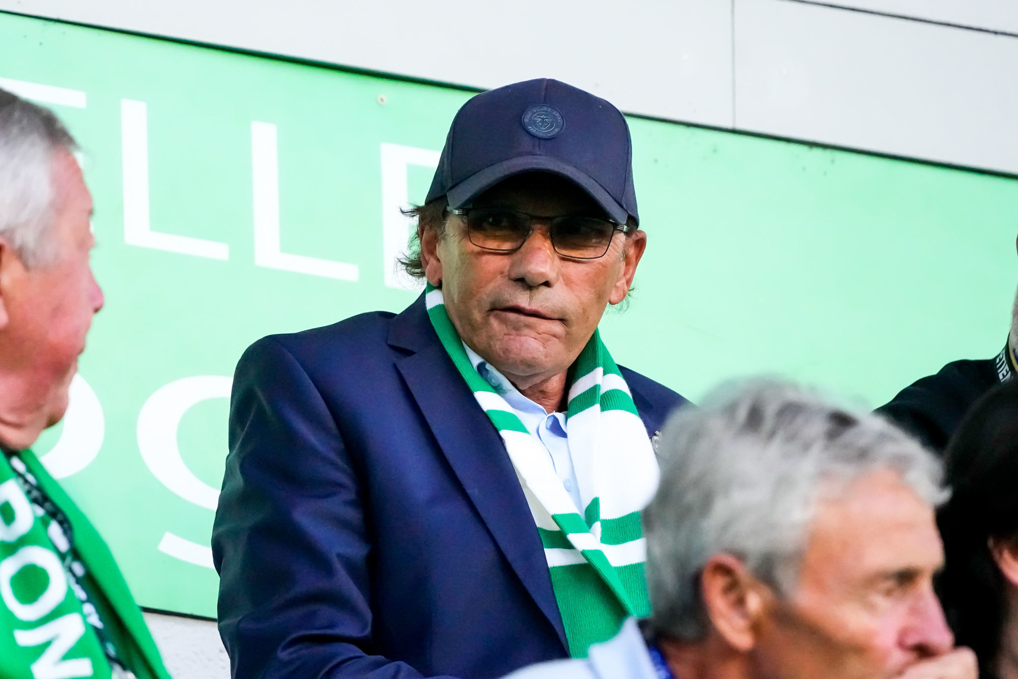 AS Saint-Etienne : Roland Romeyer porte plainte contre ses propres supporters