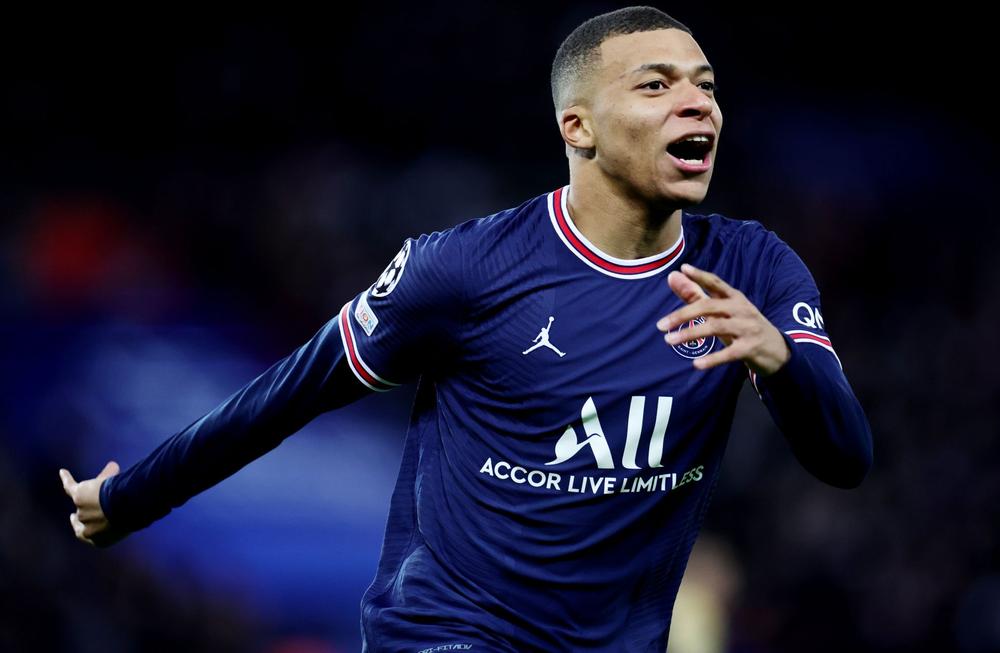 Le Monde : Kylian Mbappé prolonge au PSG !