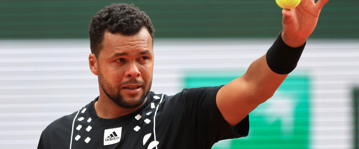 Sourires et larmes lors de la dernière apparition de Tsonga