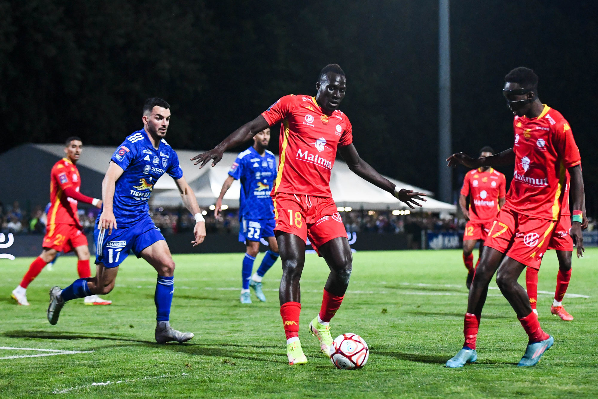 Quevilly-Rouen dispose de Villefranche en match aller des play-offs pour la montée en Ligue 2