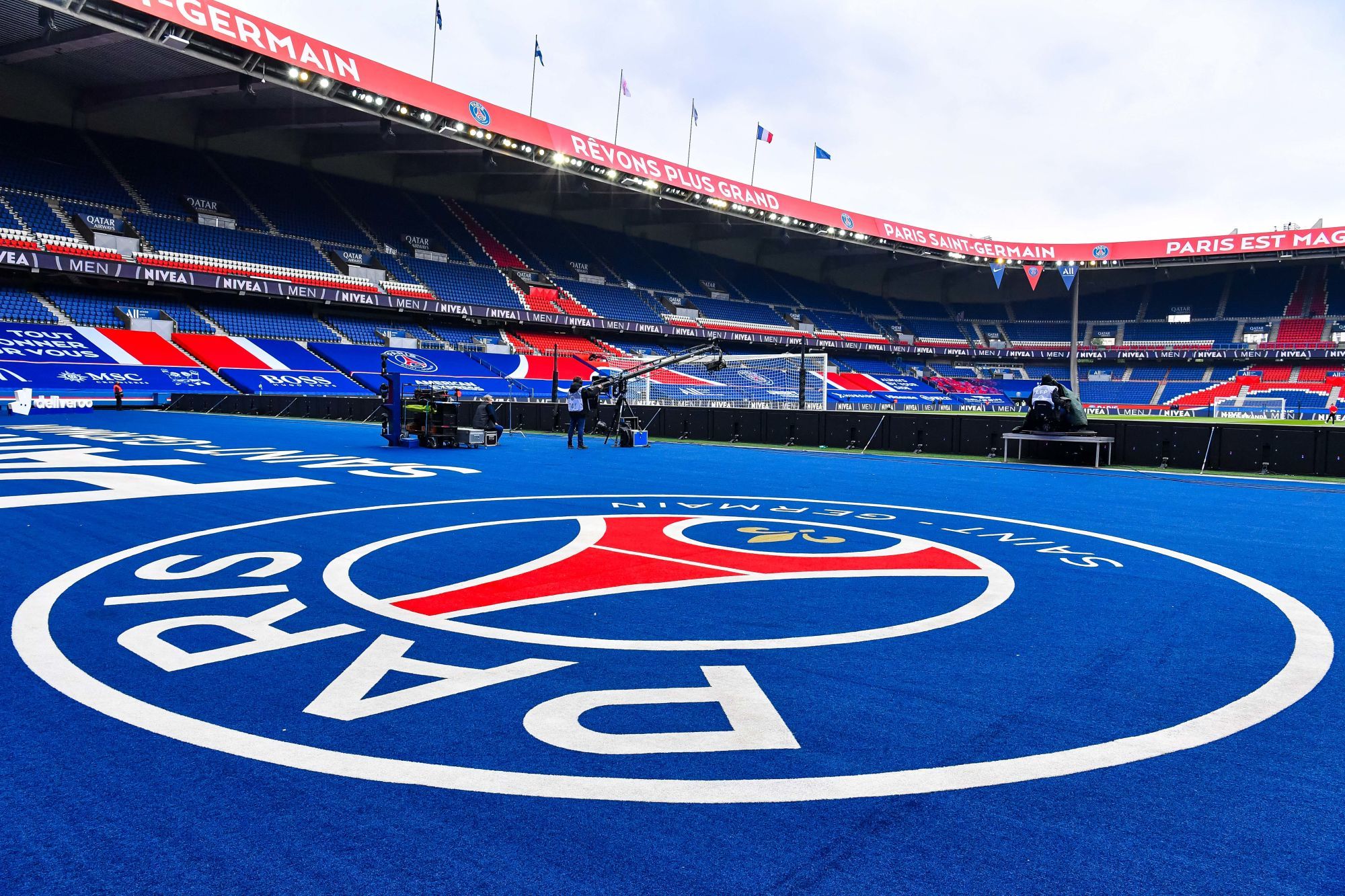 Ligue 1 : le PSG champion de France des pelouses