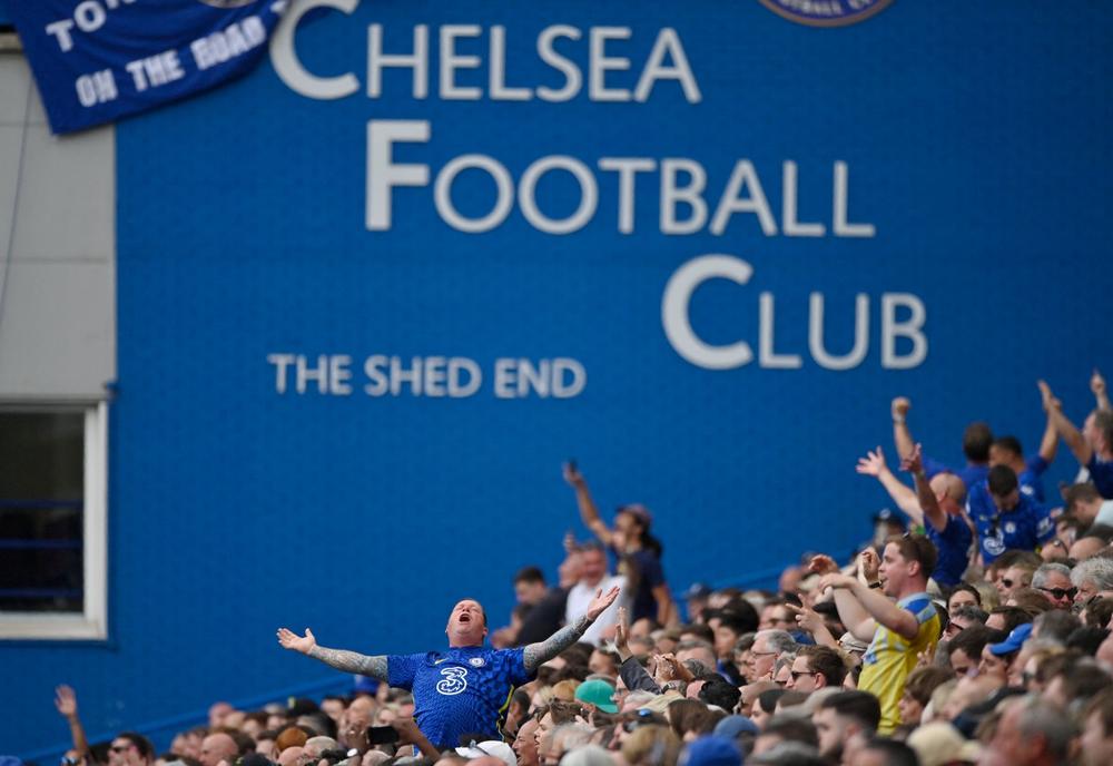 La vente de Chelsea au consortium dirigé par Todd Boehly devrait être finalisée lundi.