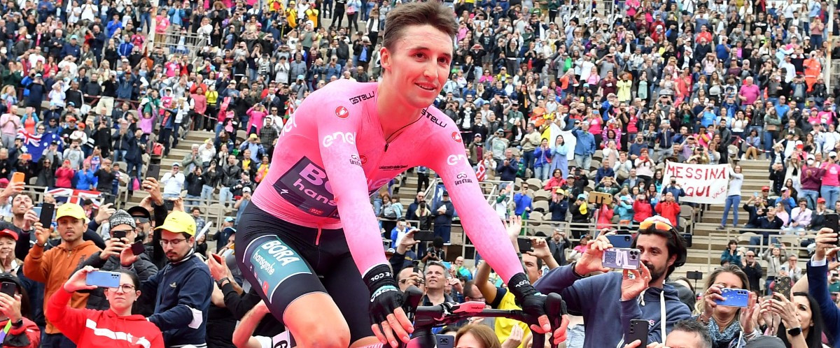 Hindley tient son giro