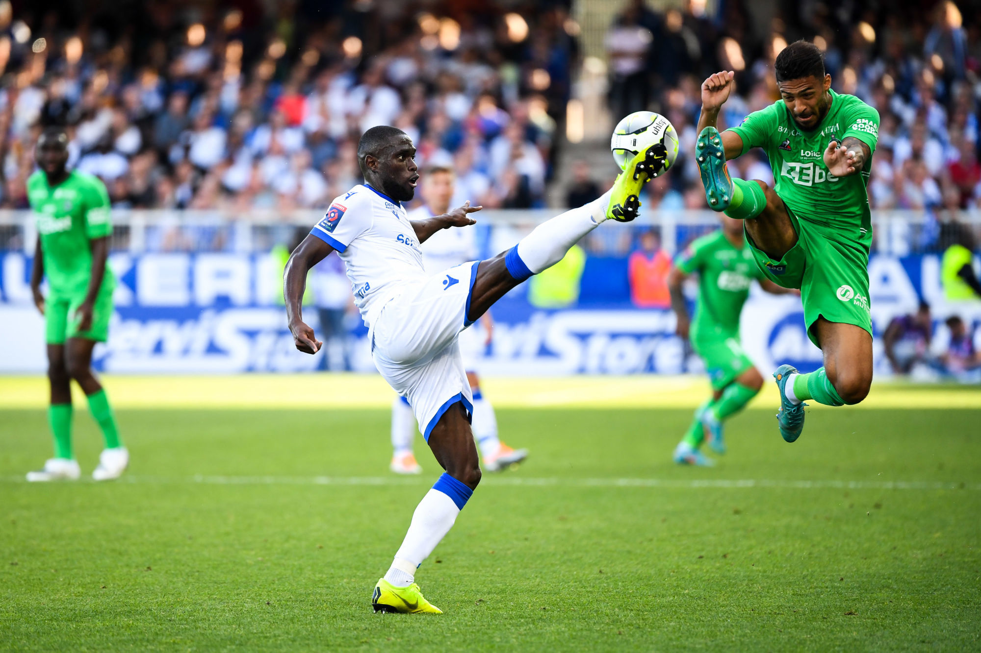 Barrage retour L1/L2 : AS Saint-Étienne - AJ Auxerre, le dernier duel pour la Ligue 1 en live-ticker
