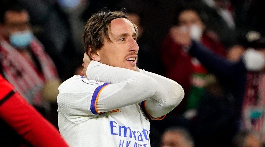 Real Madrid : Modric récompensé