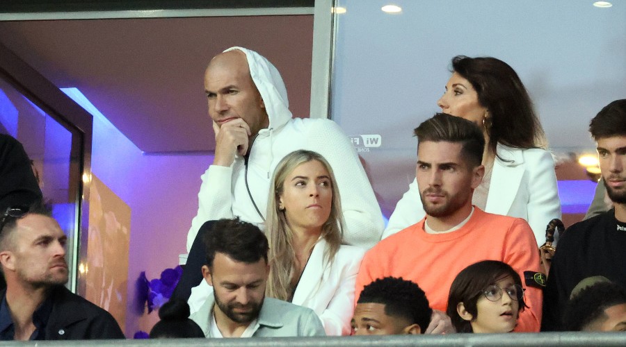 Pas de contrat pour Zidane