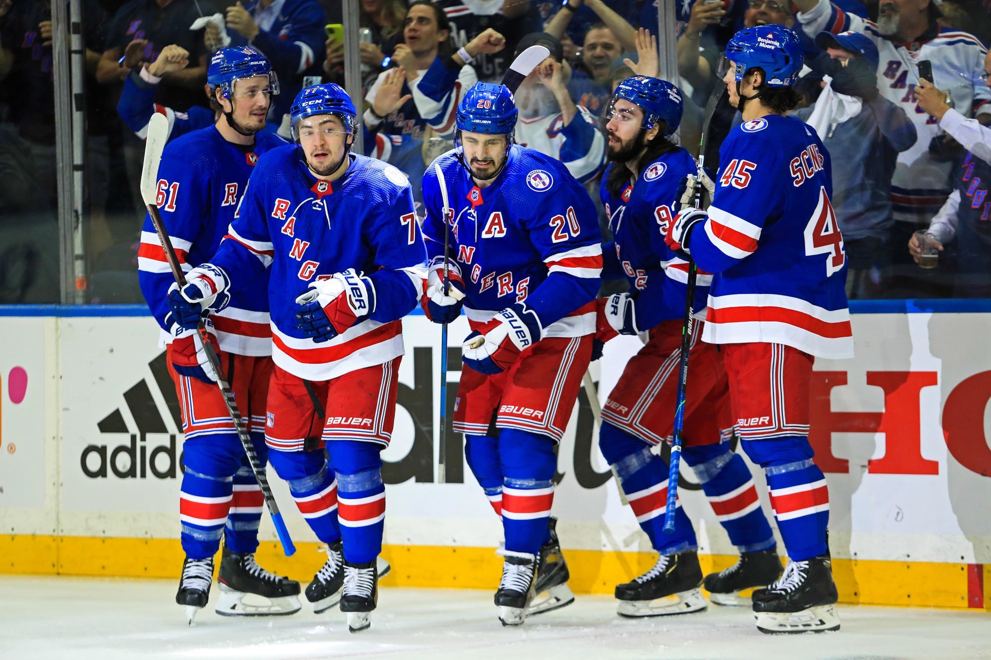 NHL : Les NY Rangers mènent 2-0 dans la finale de la conférence EST