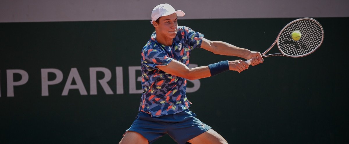 Roland-Garros : Debru remporte le titre